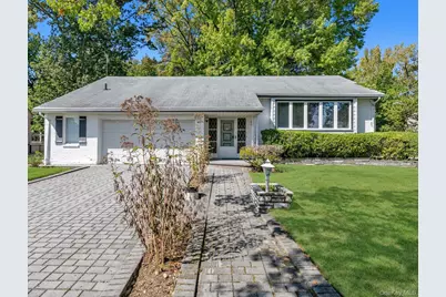 180 Dogwood Road, Roslyn, NY 11576 - Photo 1