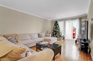 20-39 49th St, Astoria, NY 11105 - Photo 7