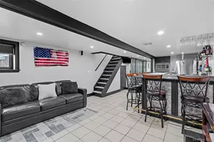 1444 Gillespie Ave, Bronx, NY 10461 - Photo 31