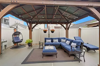 1444 Gillespie Avenue, Bronx, NY 10461 - Photo 37