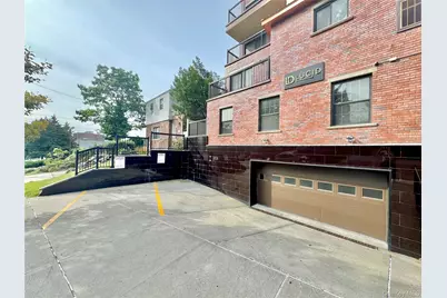 87-16 Avon Street, Jamaica, NY 11432 - Photo 3