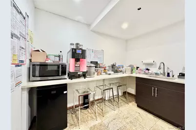 87-16 Avon Street, Jamaica, NY 11432 - Photo 17