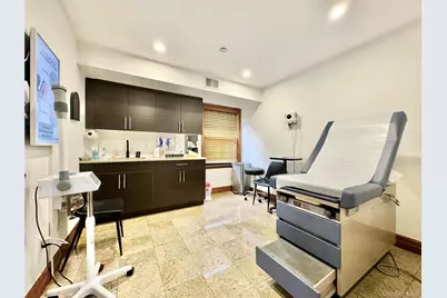 87-16 Avon Street, Jamaica, NY 11432 - Photo 11