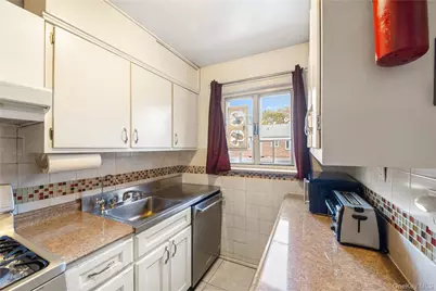 225-08 88th Avenue #Upper, Queens Village, NY 11429 - Photo 7