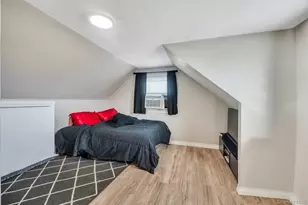 24 Raynor St, West Babylon, NY 11704 - Photo 33