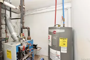 461 Pinebrook Ave, West Hempstead, NY 11552 - Photo 25