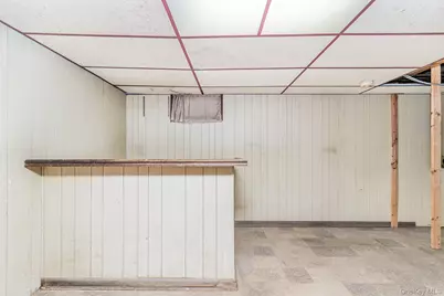 51 Rockwell Avenue, New York, NY 10305 - Photo 17