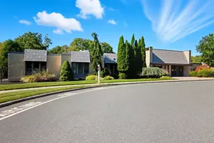 607 Cabot Ct E, Saint James, NY 11780 - Photo 3