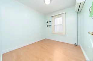 151-25 21st Ave, Whitestone, NY 11357 - Photo 11