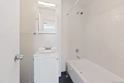 2630 Kingsbridge Terrace #5HI, Bronx, NY 10463 - Photo 13