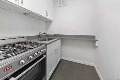 2630 Kingsbridge Terrace #5HI, Bronx, NY 10463 - Photo 3