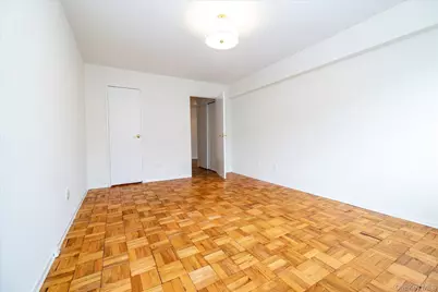 22 North Forest Avenue #1E, Rockville Centre, NY 11570 - Photo 9