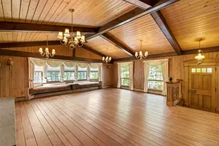 250 Manor Rd, Huntington, NY 11743 - Photo 13