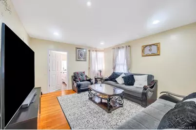 323 Barbey Street, Brooklyn, NY 11207 - Photo 9