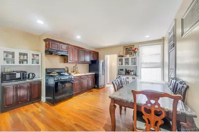 323 Barbey Street, Brooklyn, NY 11207 - Photo 17