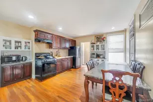 323 Barbey St, Brooklyn, NY 11207 - Photo 17