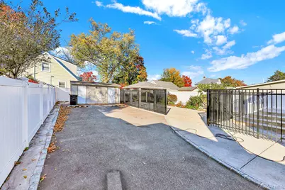 94 Woods Avenue, Roosevelt, NY 11575 - Photo 27