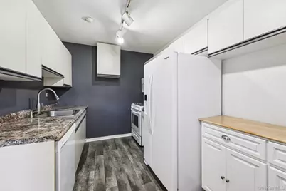 34 Chester Lane, Nanuet, NY 10954 - Photo 9