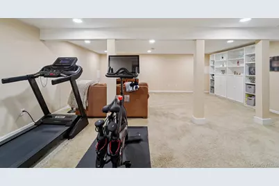 463 Hopi Court, Suffern, NY 10901 - Photo 35