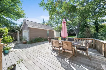 1708 Cornelius Avenue, Wantagh, NY 11793 - Photo 29