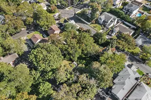 1708 Cornelius Ave, Wantagh, NY 11793 - Photo 39