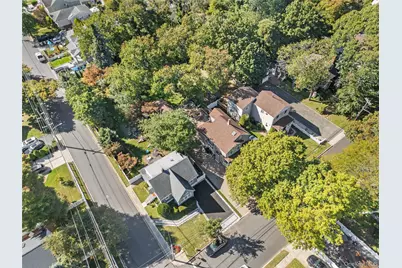 1708 Cornelius Avenue, Wantagh, NY 11793 - Photo 35