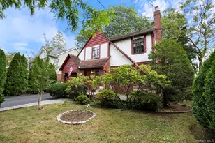 304 Kilburn Rd S, Garden City, NY 11530 - Photo 3