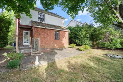 304 Kilburn Road S, Garden City, NY 11530 - Photo 17