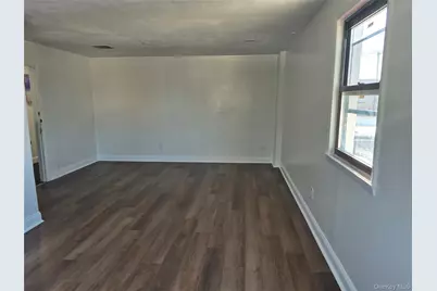 475 W Merrick Road, Valley Stream, NY 11580 - Photo 5