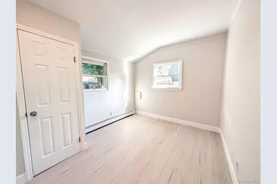 29 Boulevard Avenue, Central Islip, NY 11722 - Photo 13