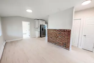 29 Boulevard Ave, Central Islip, NY 11722 - Photo 3