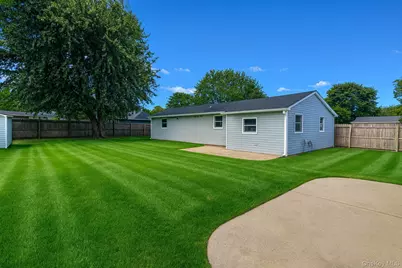 29 Boulevard Avenue, Central Islip, NY 11722 - Photo 15