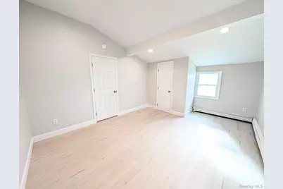 29 Boulevard Avenue, Central Islip, NY 11722 - Photo 9