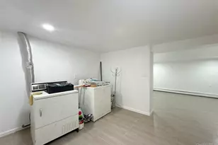 190-05 48th Ave, Fresh Meadows, NY 11365 - Photo 29