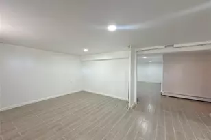 190-05 48th Ave, Fresh Meadows, NY 11365 - Photo 33