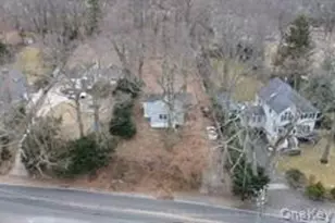 22 Middleville Rd, Northport, NY 11768 - Photo 3