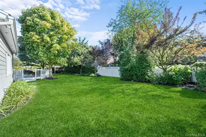 156 Cabot Road, Massapequa, NY 11758 - Photo 35