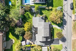 156 Cabot Rd, Massapequa, NY 11758 - Photo 39