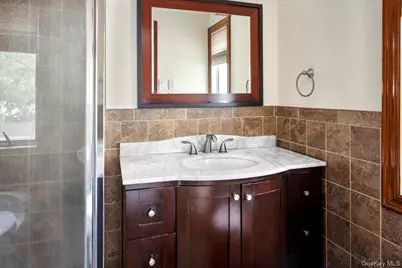 504 Saddle Ridge Road, Woodmere, NY 11598 - Photo 13