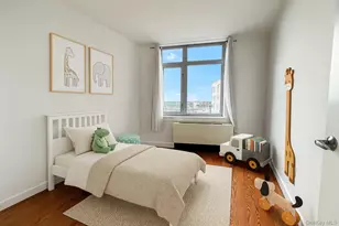 40-26 College Point Blvd, Flushing, NY 11354 - Photo 7