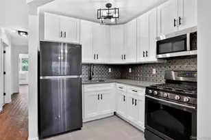 596 E 164th St, Bronx, NY 10456 - Photo 3