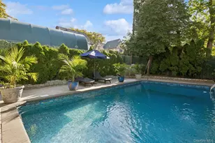 52-11 Redfield St, Douglaston, NY 11362 - Photo 7