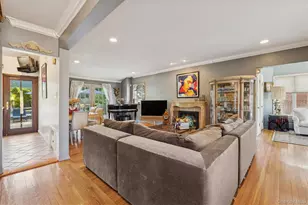 52-11 Redfield St, Douglaston, NY 11362 - Photo 9