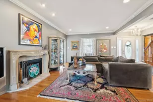 52-11 Redfield St, Douglaston, NY 11362 - Photo 11