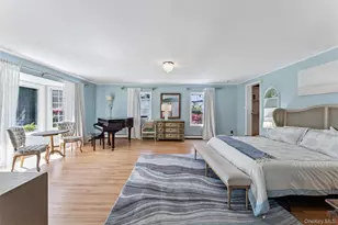 35 Sheppard St, Quiogue, NY 11978 - Photo 7