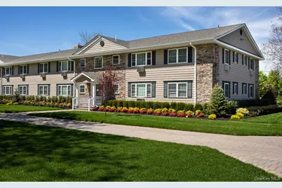 309 Robinson Avenue #6, Patchogue, NY 11772 - Photo 1