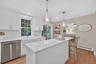 126 Foxwood Dr S, Newburgh, NY 12550 - Photo 19