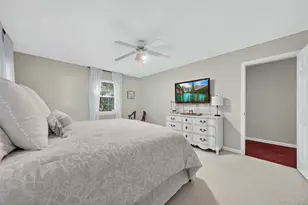 126 Foxwood Dr S, Newburgh, NY 12550 - Photo 33