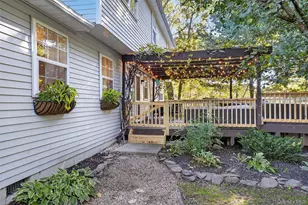 126 Foxwood Dr S, Newburgh, NY 12550 - Photo 43