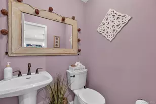 126 Foxwood Dr S, Newburgh, NY 12550 - Photo 25